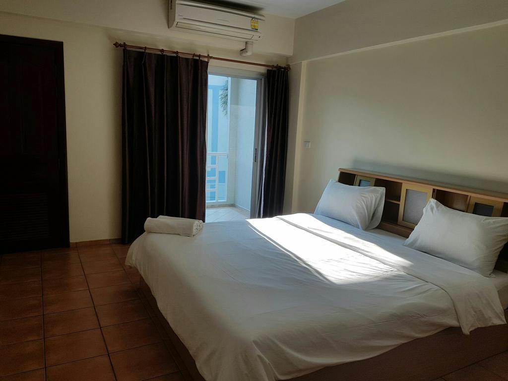 Lomsabai Apartments Bangsaen Exteriér fotografie