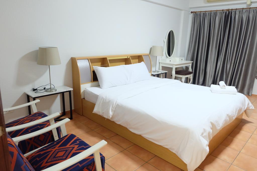 Lomsabai Apartments Bangsaen Exteriér fotografie
