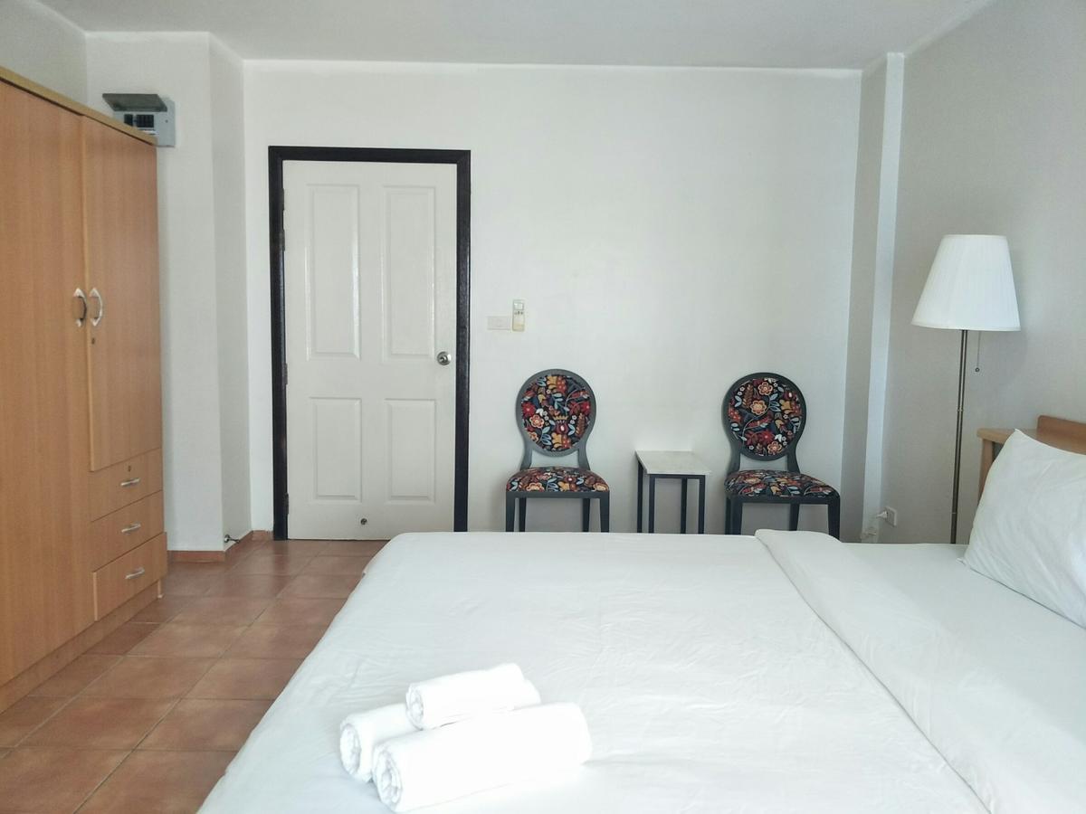 Lomsabai Apartments Bangsaen Exteriér fotografie