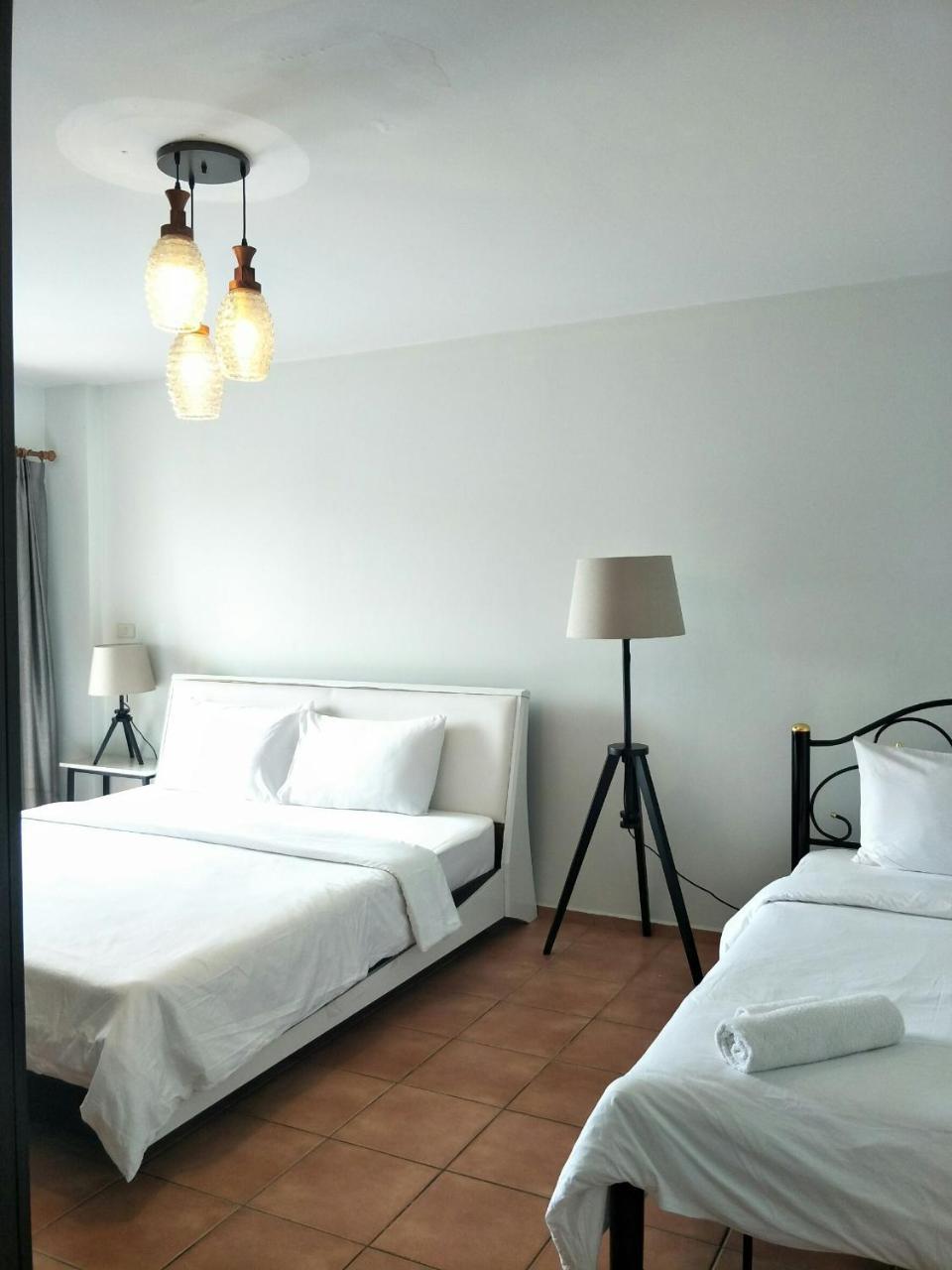 Lomsabai Apartments Bangsaen Exteriér fotografie
