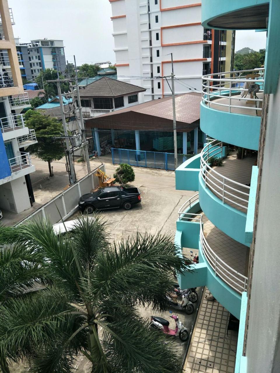 Lomsabai Apartments Bangsaen Exteriér fotografie