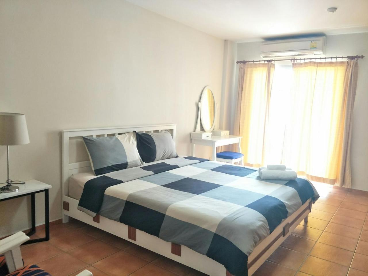 Lomsabai Apartments Bangsaen Exteriér fotografie